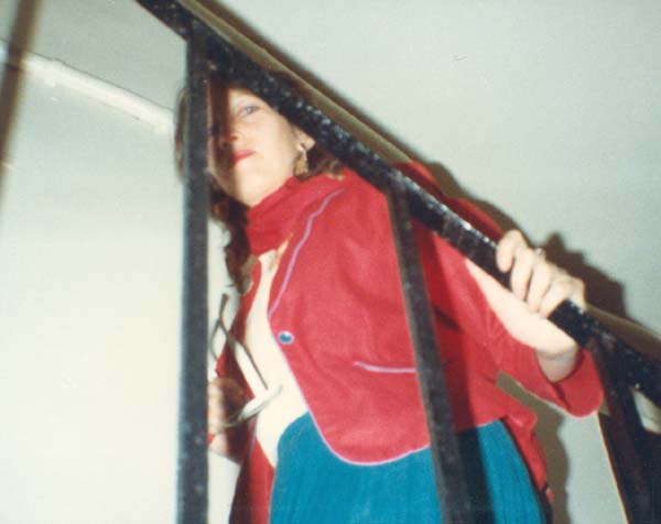 197x_reine_paris_frisee_court_03